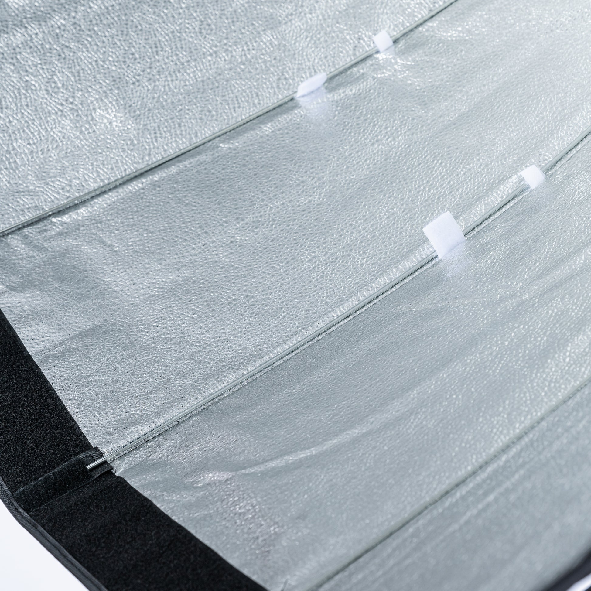 Cheetahstand QSB-42 Softbox Close Up Of Reflective Material