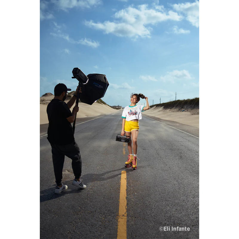 Westcott FJ800 Touchscreen Strobe with FJ Pro AC/DC Battery (800Ws)